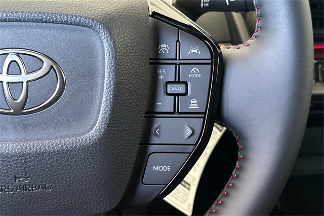 2026 Toyota Prius Plug-in Hybrid XSE photo 26