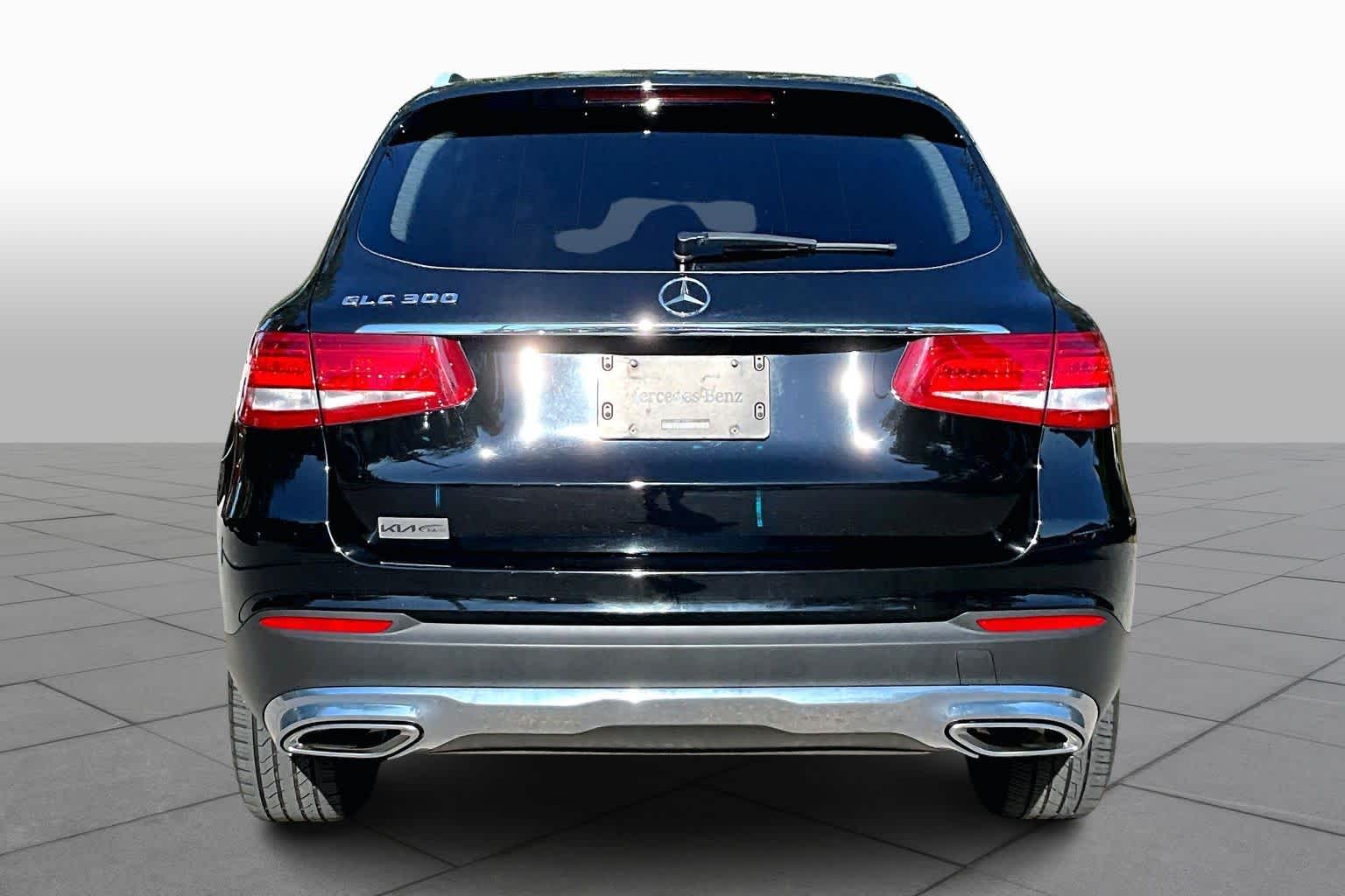 2019 Mercedes Benz GLC 300 photo 4