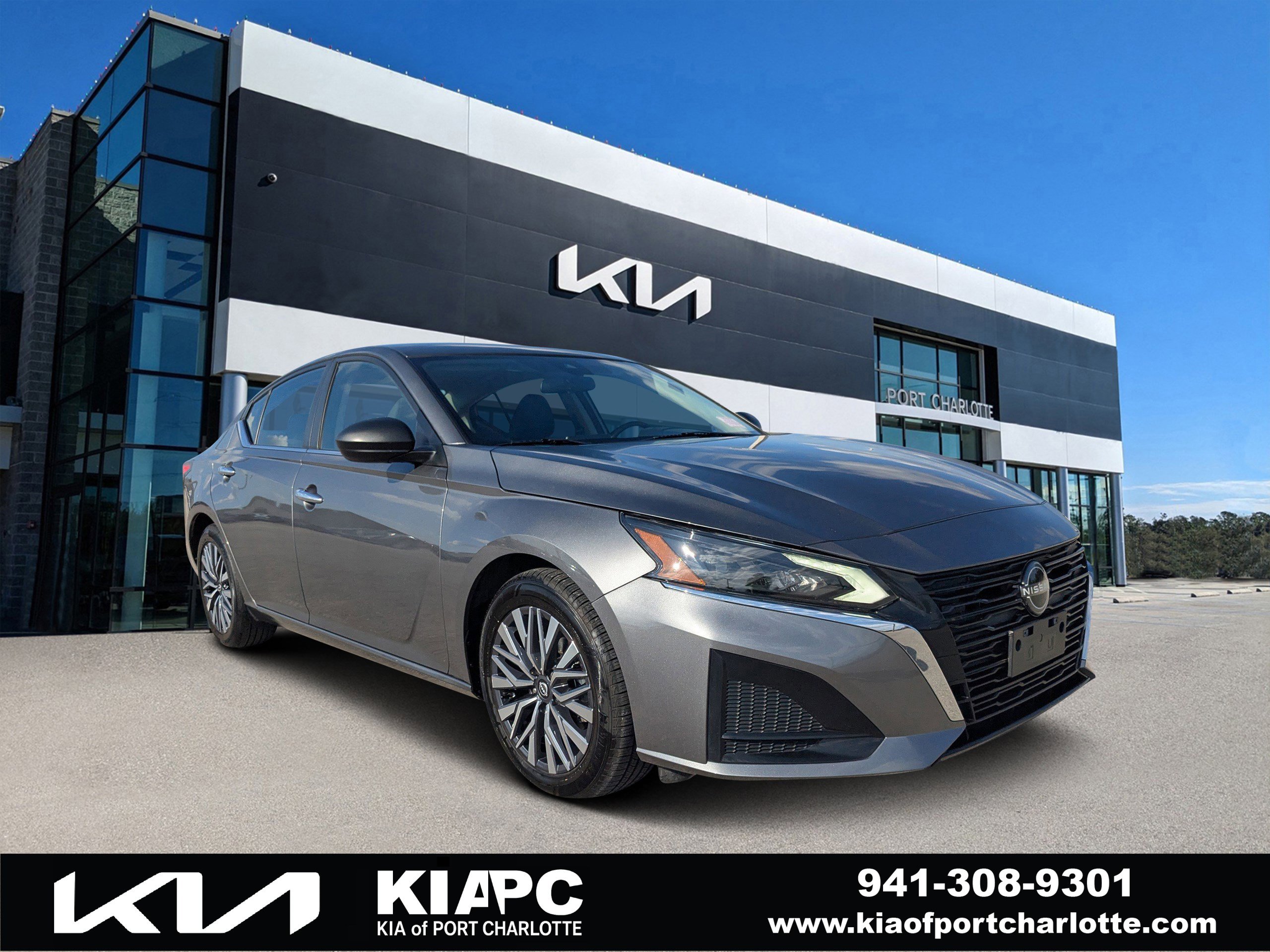 2024 Nissan Altima SV