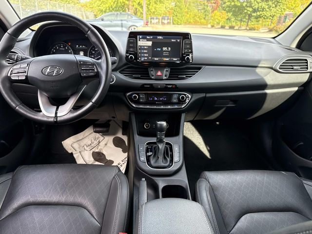 2019 Hyundai Elantra GT Base photo 14