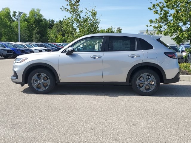 2026 Honda HR-V LX photo 7