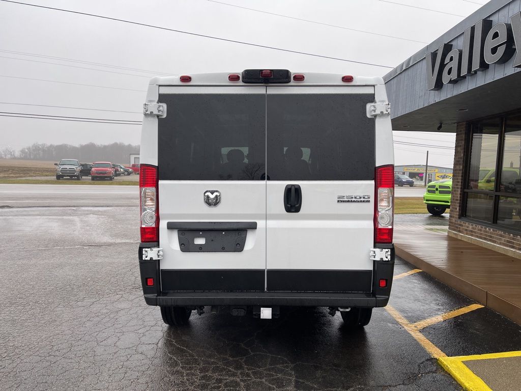 2025 Ram ProMaster 2500 photo 4