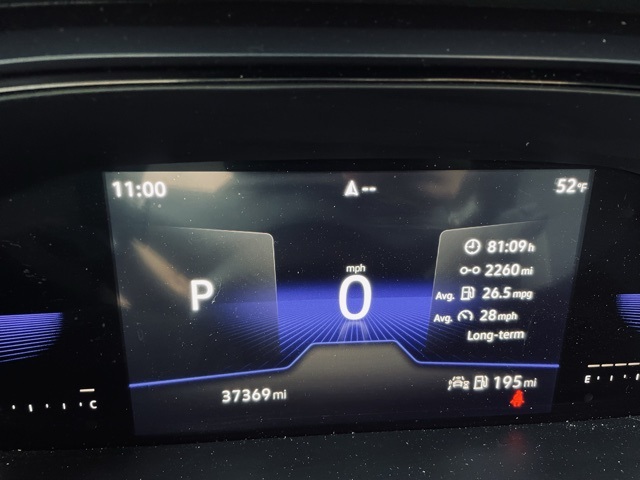 2022 Volkswagen Taos SE photo 2