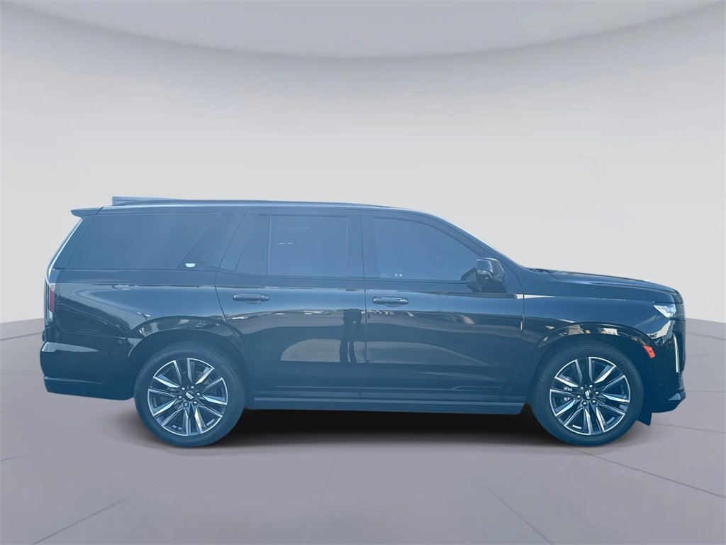 2022 Cadillac Escalade Sport photo 2