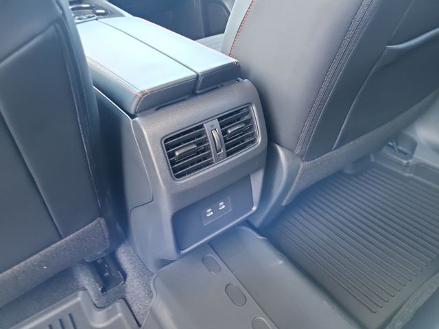 2026 Nissan Rogue SV photo 20