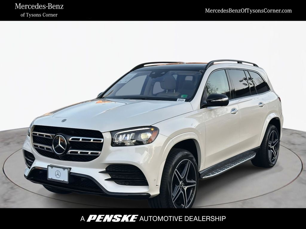 2023 Mercedes-Benz GLS Base's photo