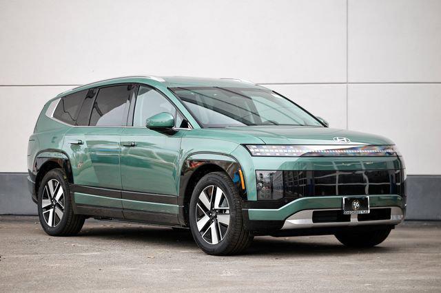 2026 Hyundai IONIQ 9 SEL's photo