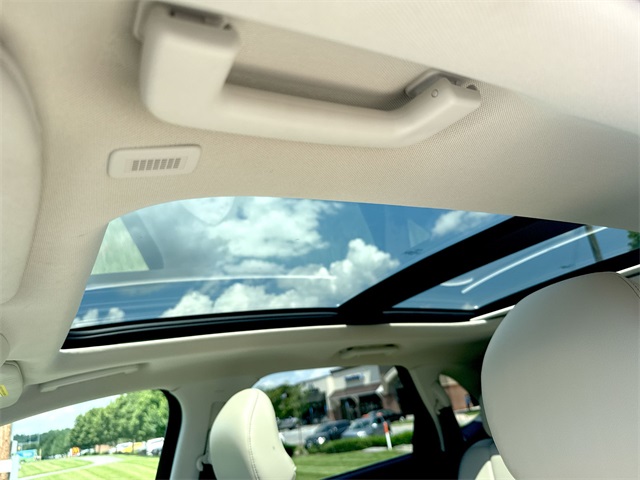 2019 Ford Edge Titanium photo 18