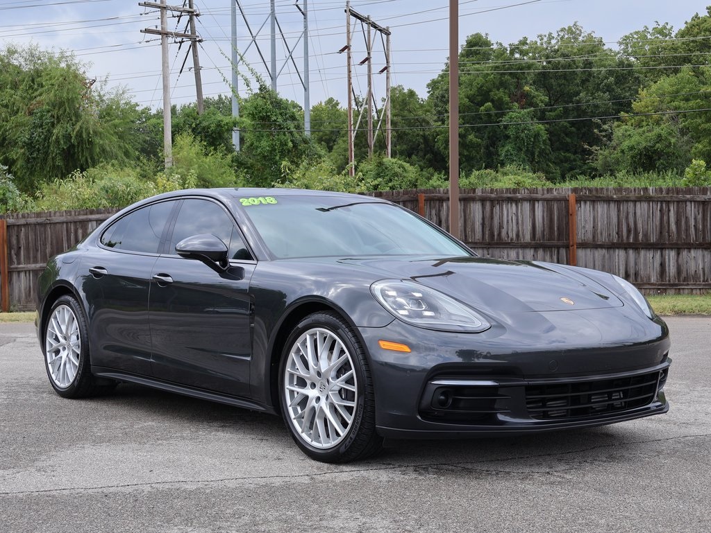 2018 Porsche Panamera Base 4 photo 11
