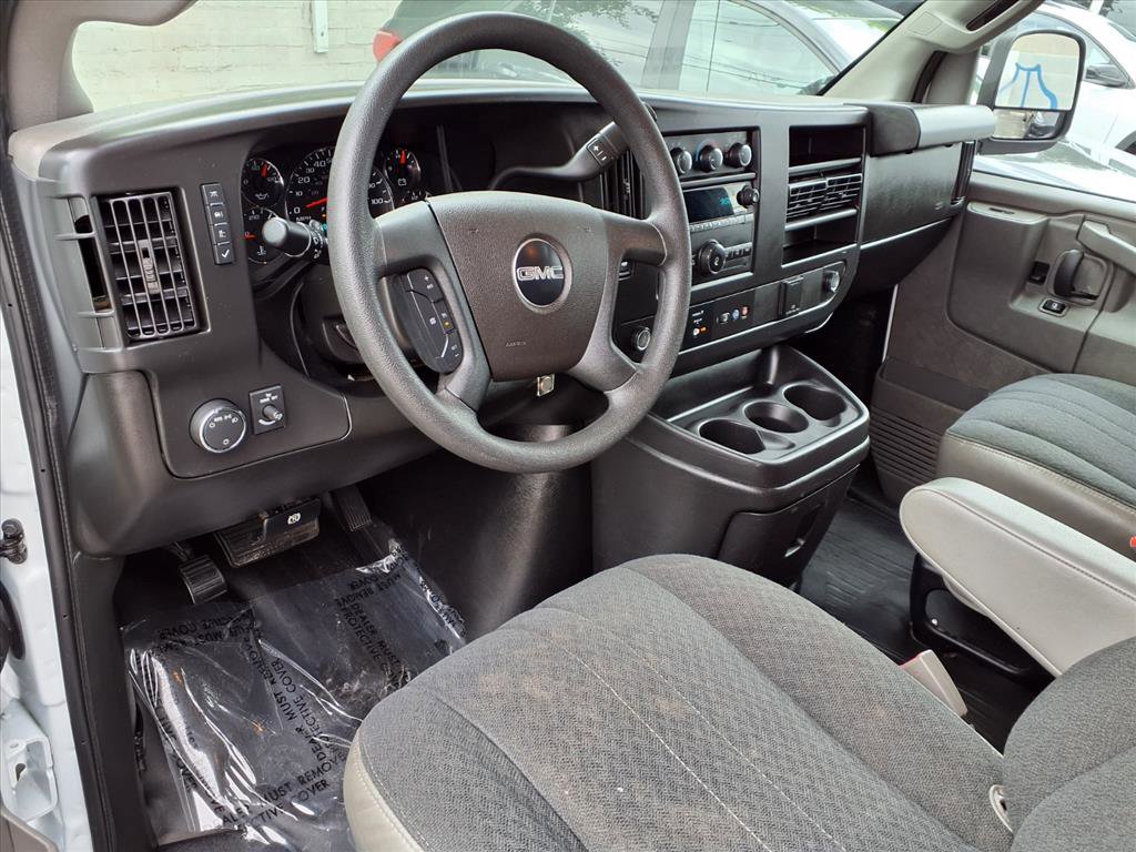 2023 Gmc Savana Cargo 2500 photo 4