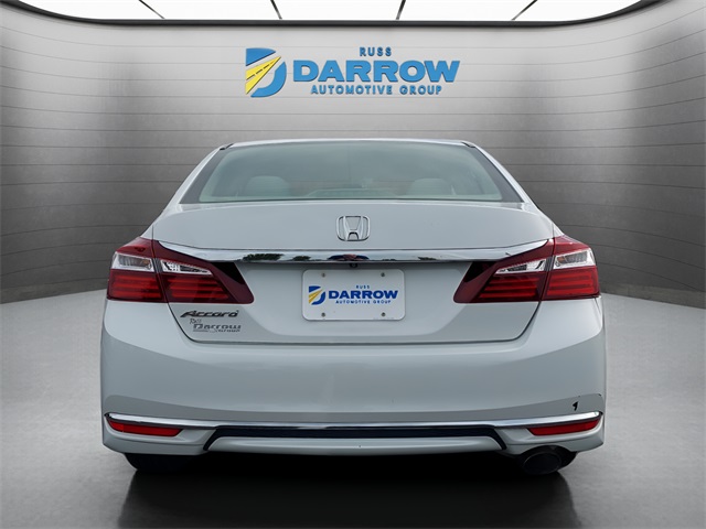 2017 Honda Accord LX photo 4