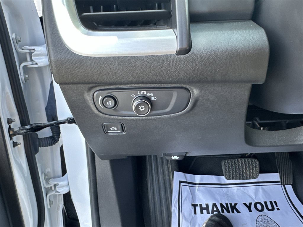 2024 GMC TERRAIN - Image 15