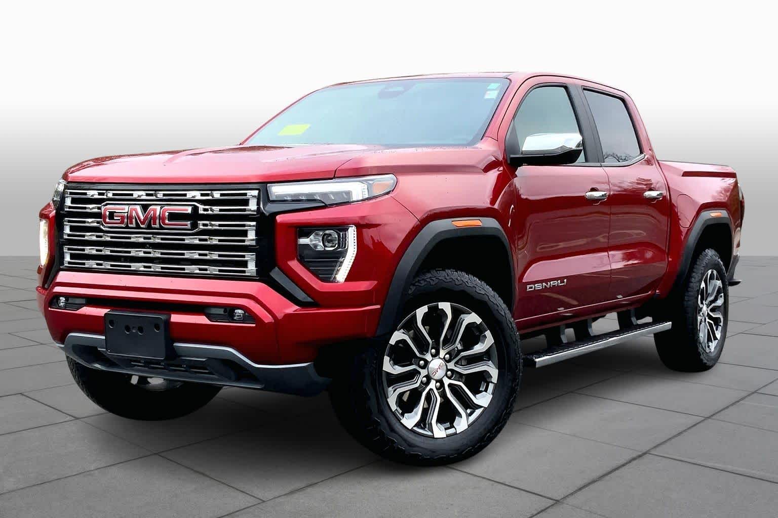 2024 GMC Canyon Denali's photo