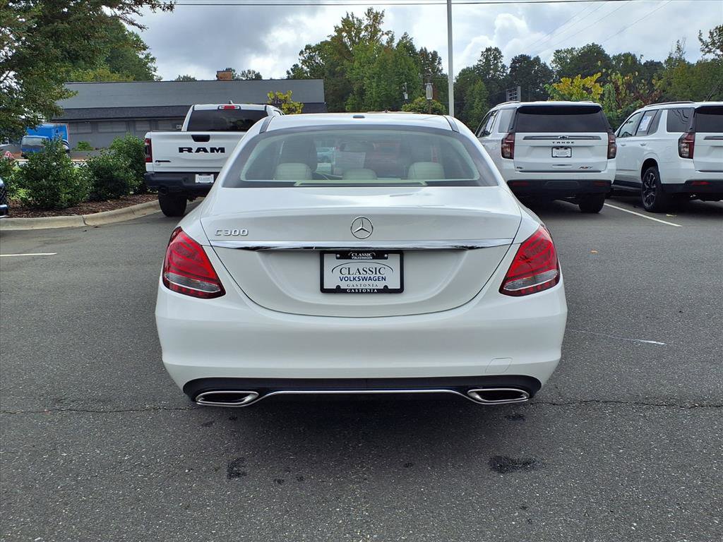 2018 Mercedes Benz C 300 photo 19