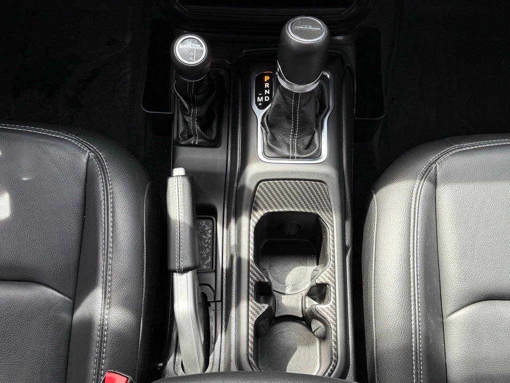 2021 Jeep Gladiator Overland photo 16