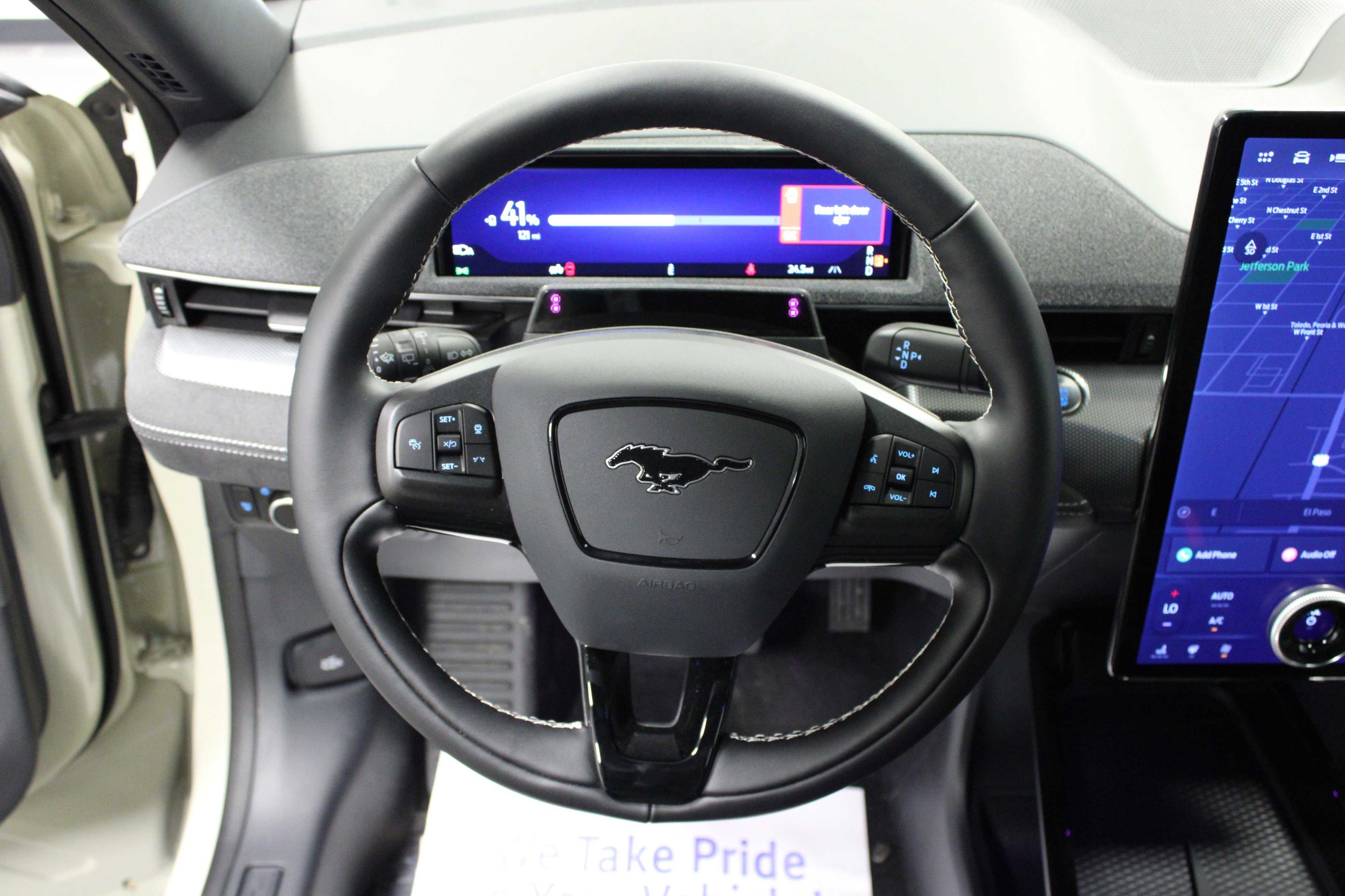 2025 Ford Mustang Mach-E GT photo 16