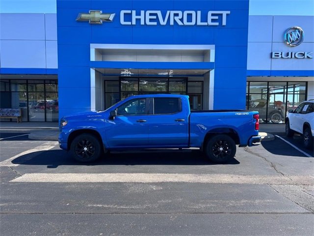 2022 Chevrolet Silverado 1500 Custom