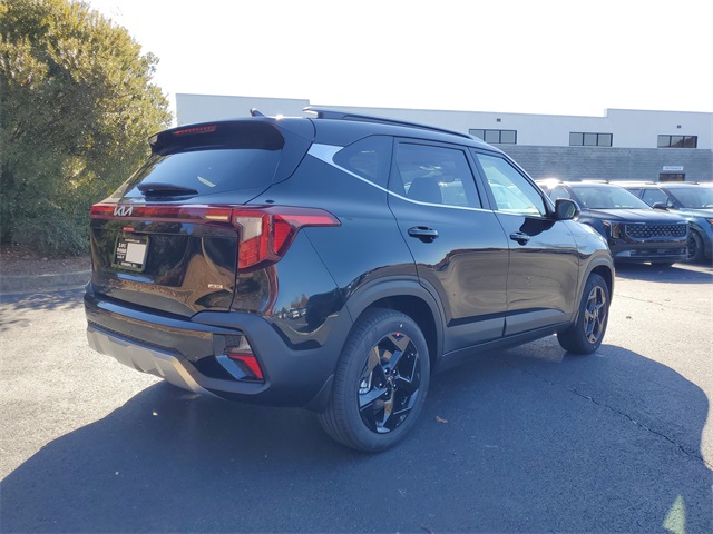 2026 Kia Seltos EX photo 4