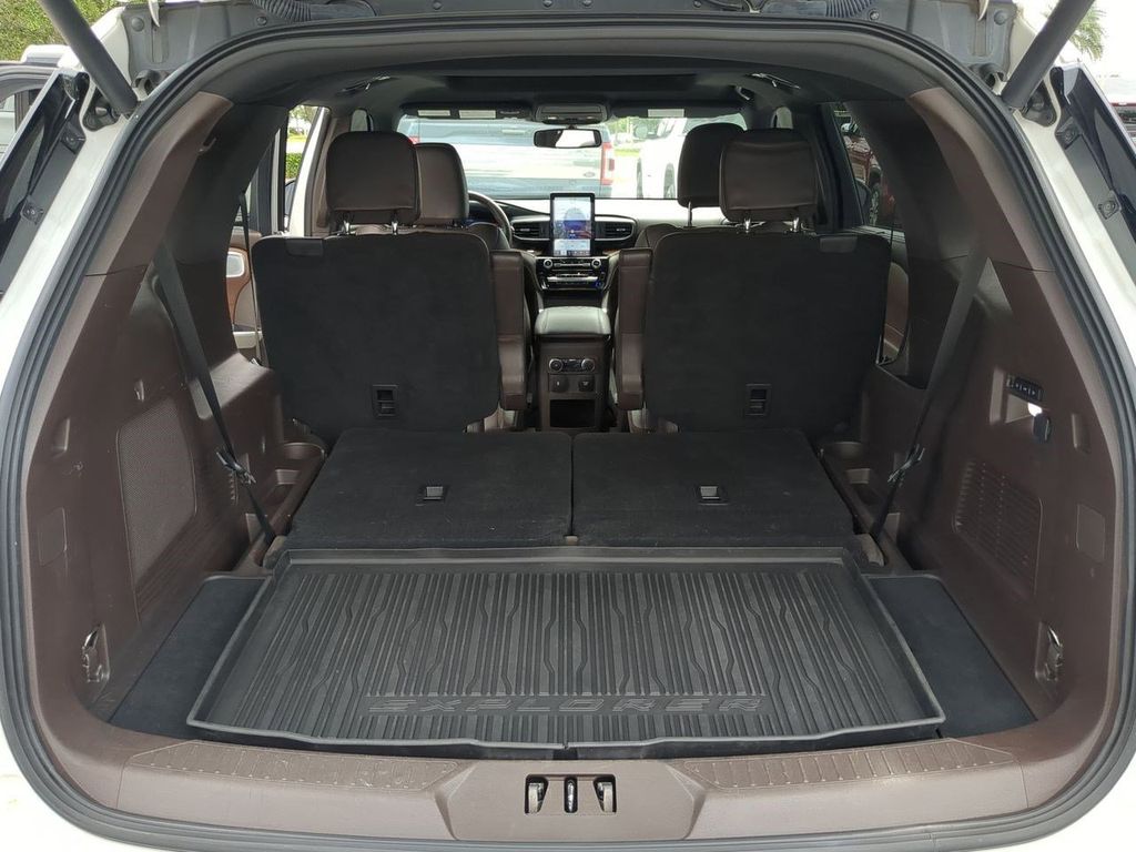 2021 Ford Explorer King Ranch photo 12