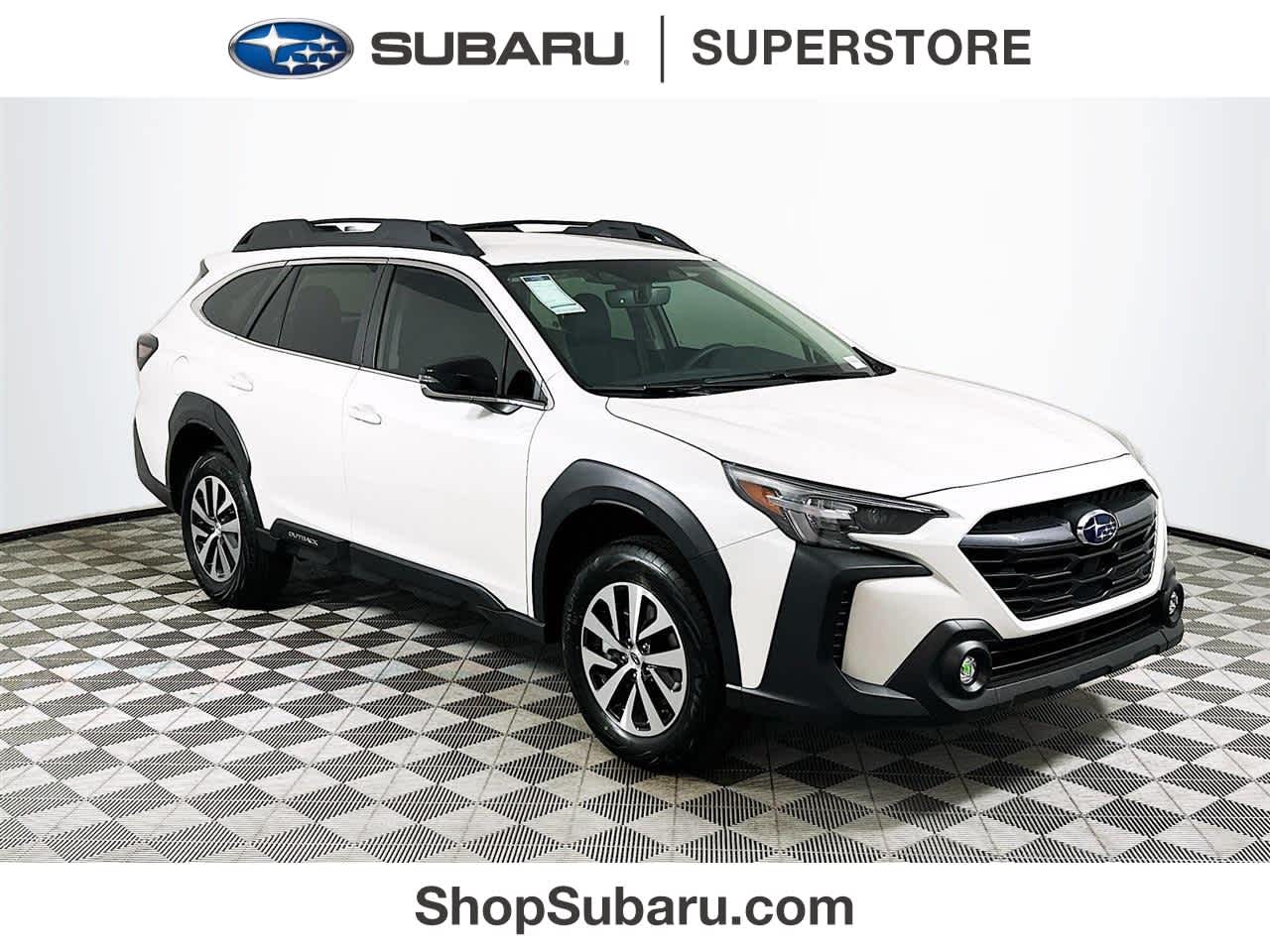 2025 Subaru Outback Premium's photo