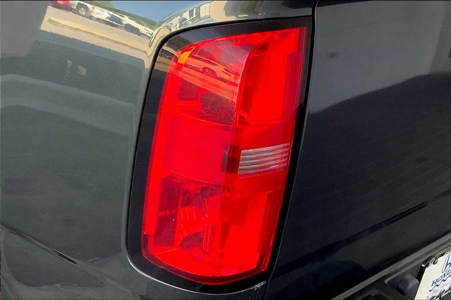 2018 Chevrolet Colorado Work Truck photo 26