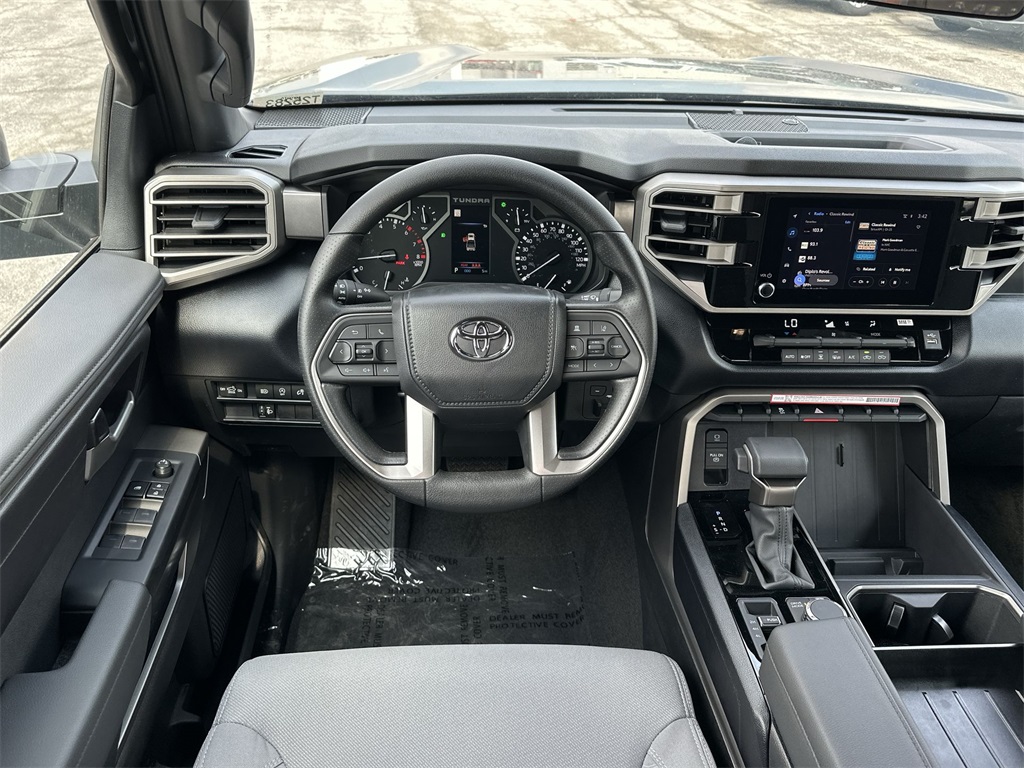 2025 Toyota Tundra SR5 photo 14