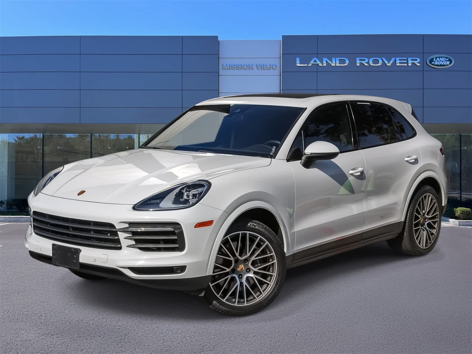 2023 Porsche Cayenne Base