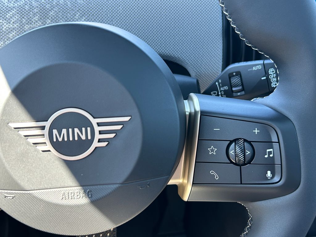 2025 Mini Cooper 4 Door Hardtop Signature photo 20
