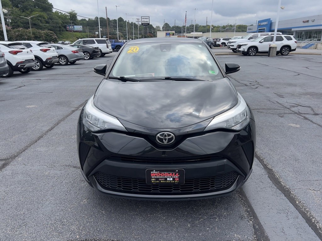 2020 Toyota C-HR LE photo 2