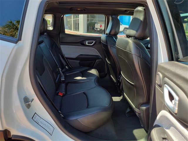 2025 Jeep Compass Latitude photo 15