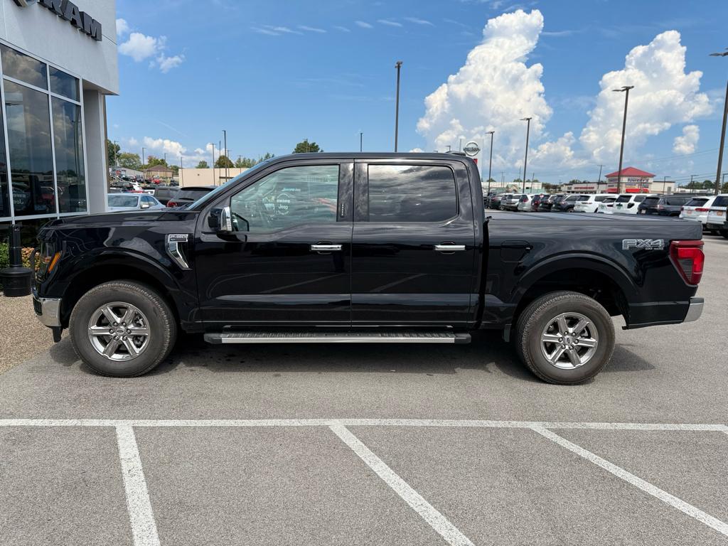 2024 Ford F-150 XLT photo 3