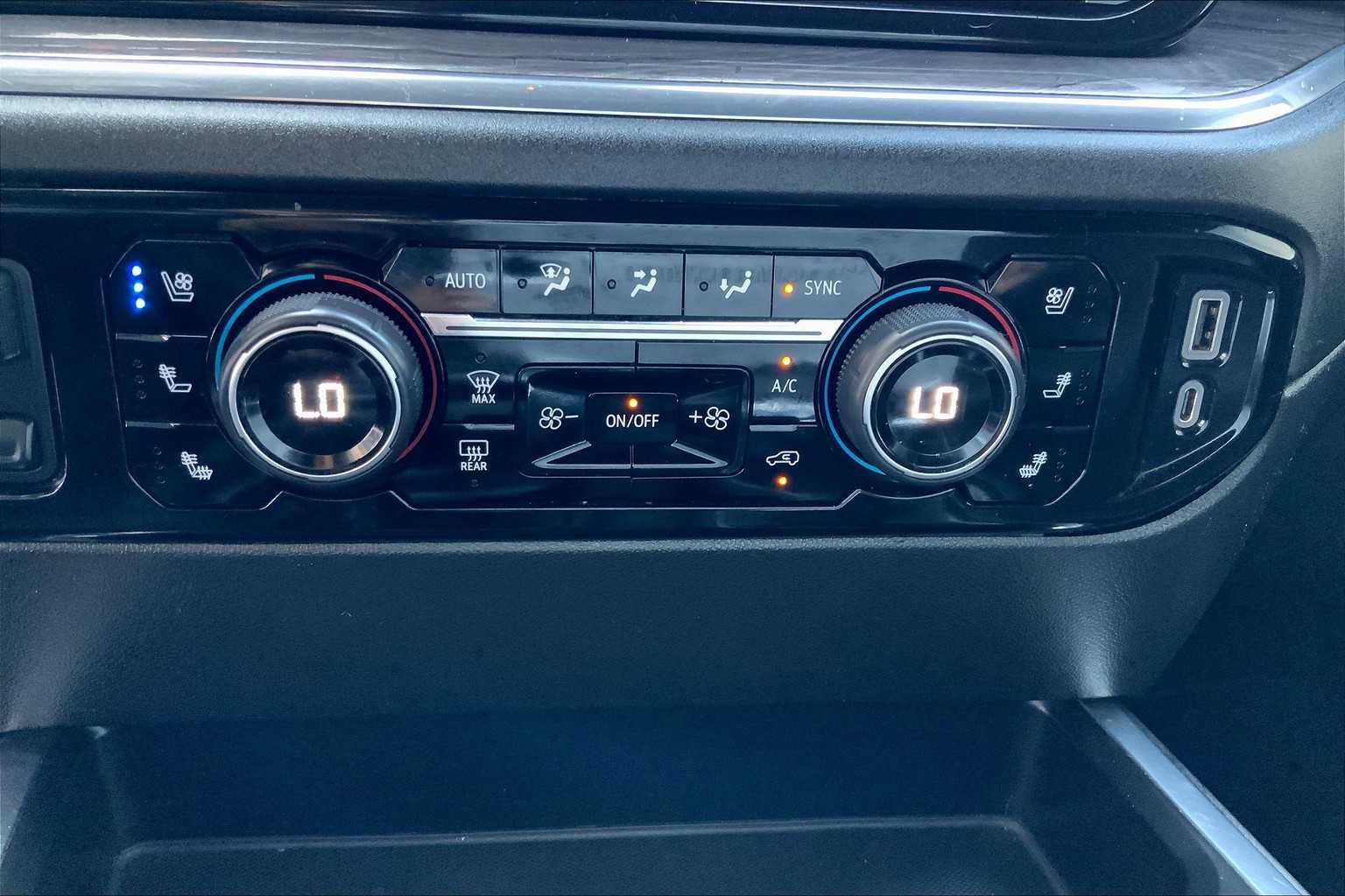 2023 Chevrolet Silverado 1500 LTZ photo 30