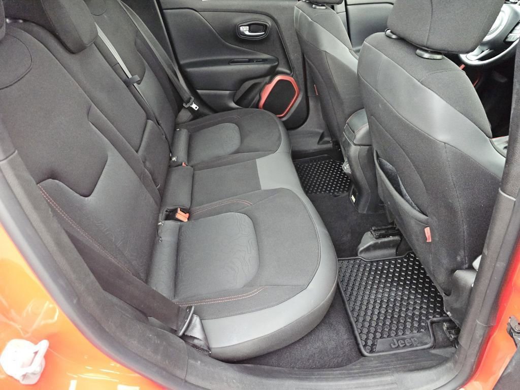 2018 Jeep Renegade Trailhawk photo 3