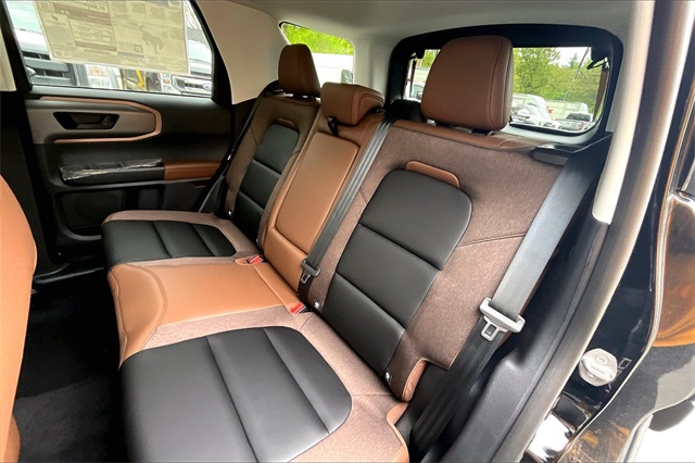 2025 Ford Bronco Sport Outer Banks photo 10