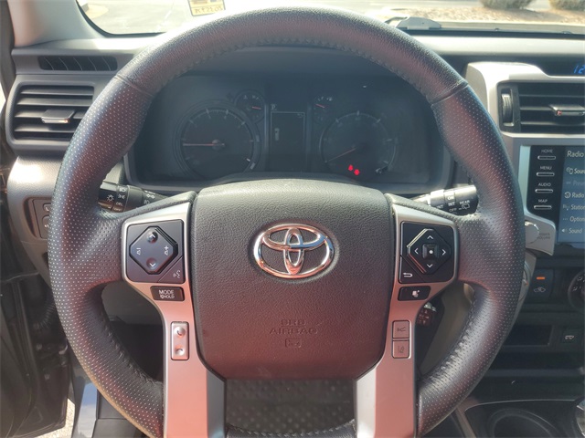 2020 Toyota 4Runner SR5 Premium photo 16