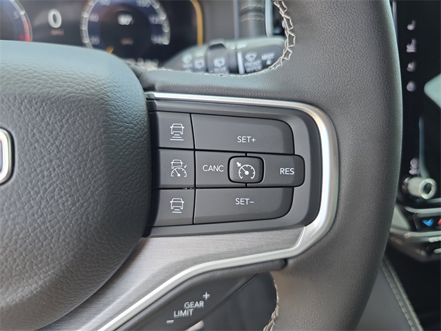 2025 Jeep Wagoneer Series II photo 21