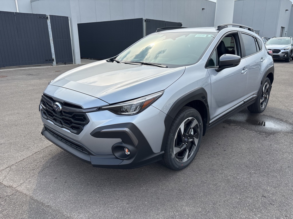 2025 Subaru Crosstrek Limited photo 3