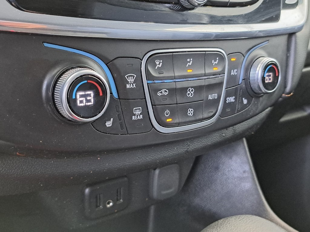 2021 Chevrolet Traverse photo 15