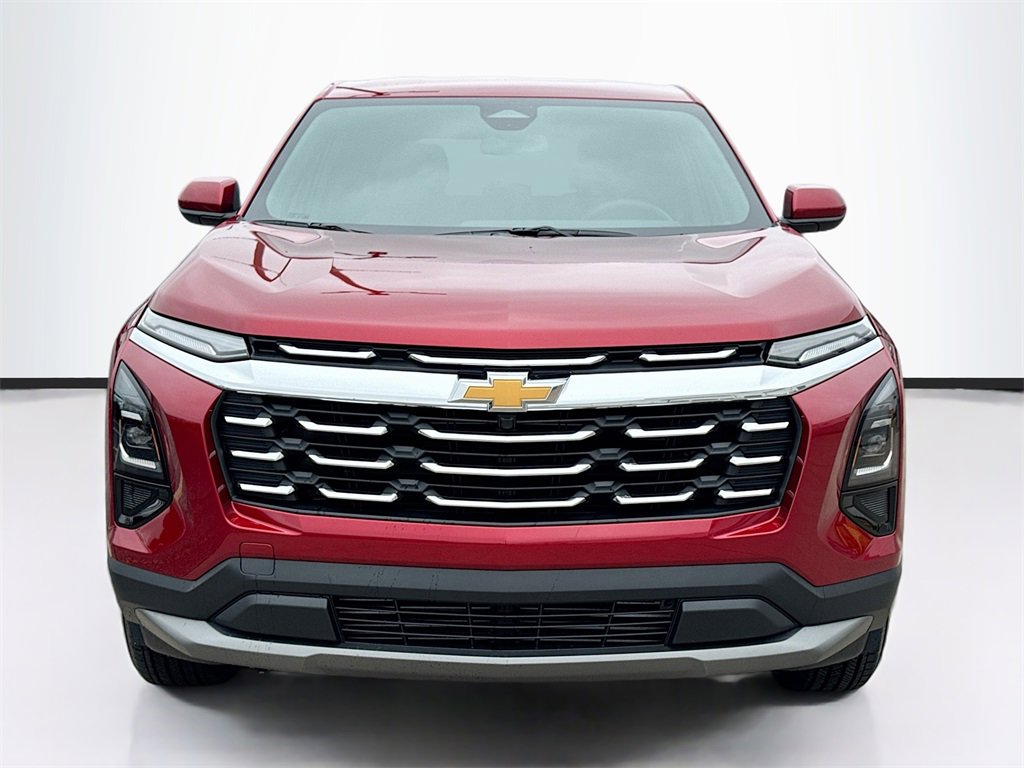 2026 Chevrolet Equinox LT photo 2