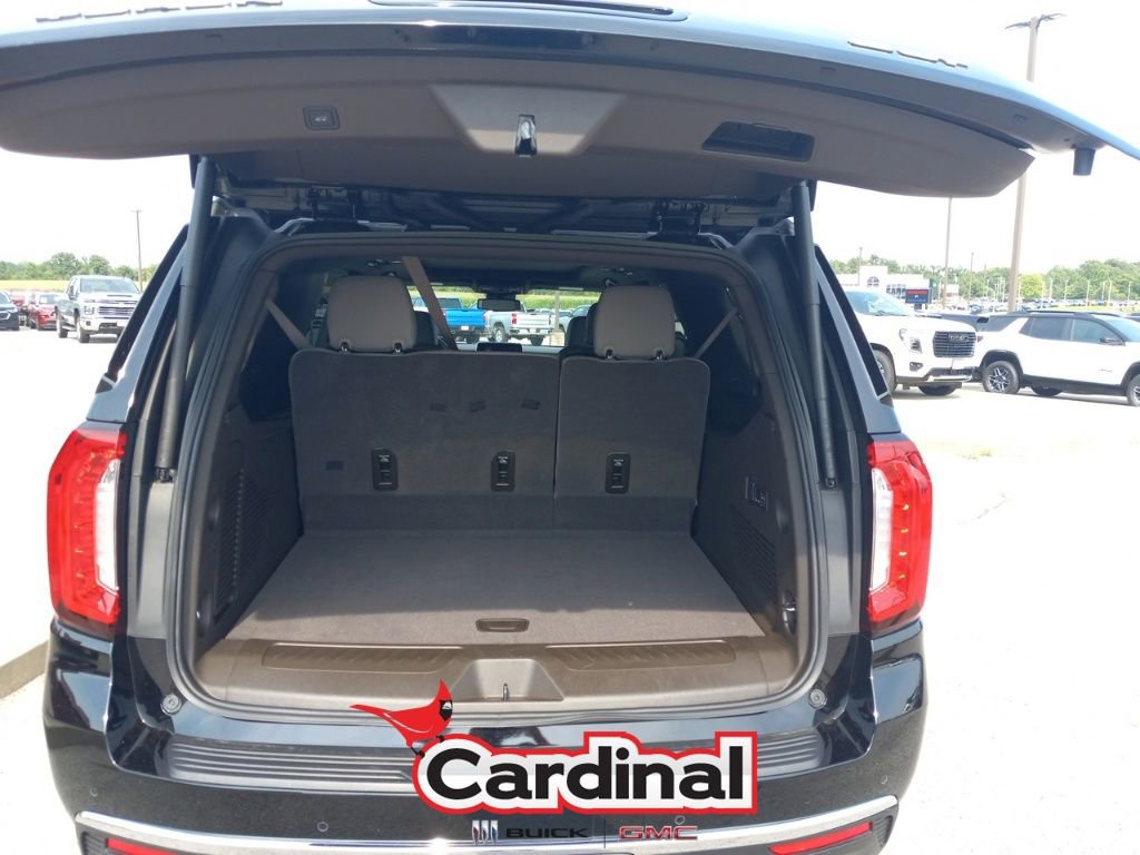 2024 Gmc Yukon XL SLT photo 13
