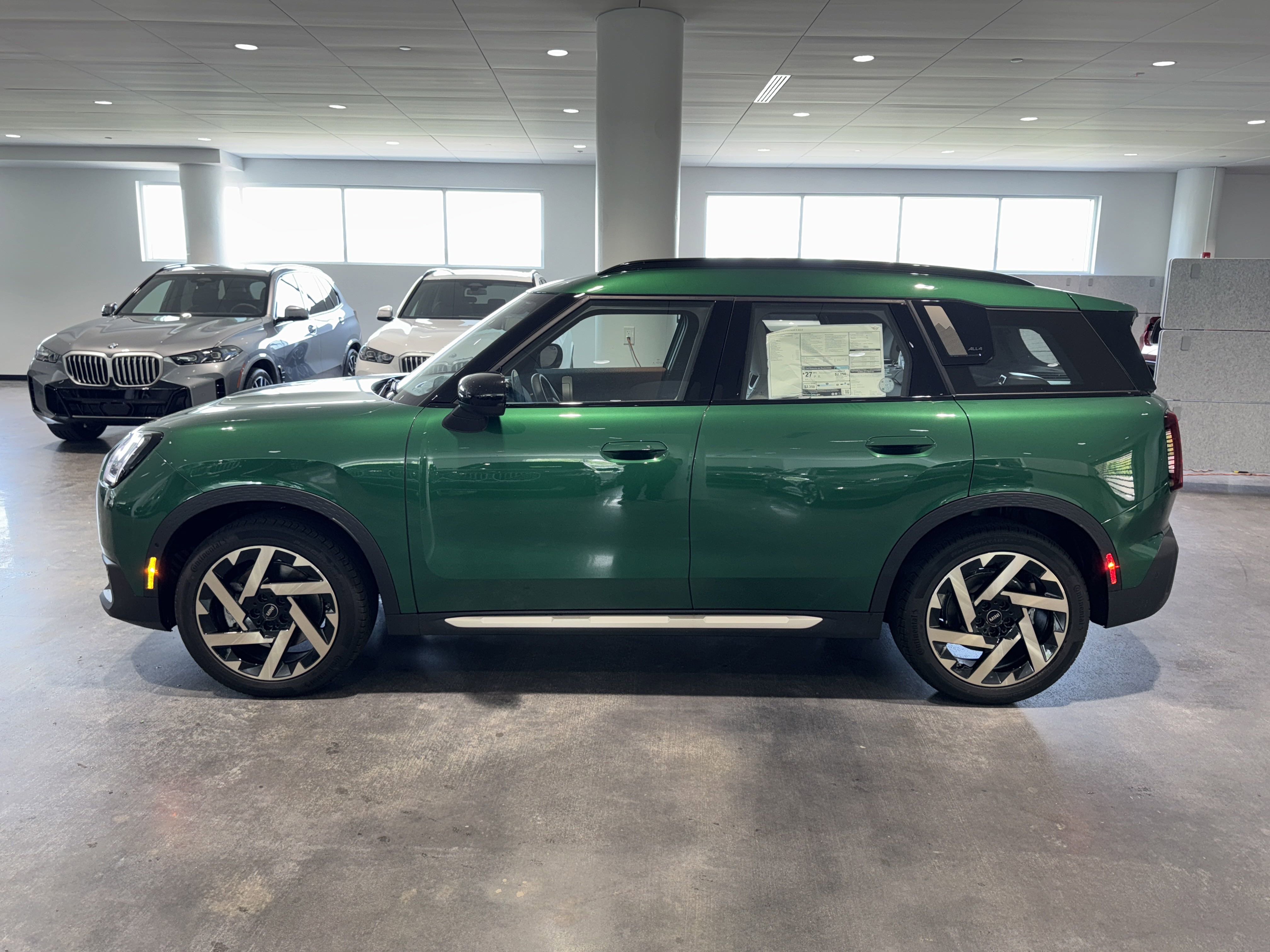 2025 Mini Countryman ALL4 Signature photo 4