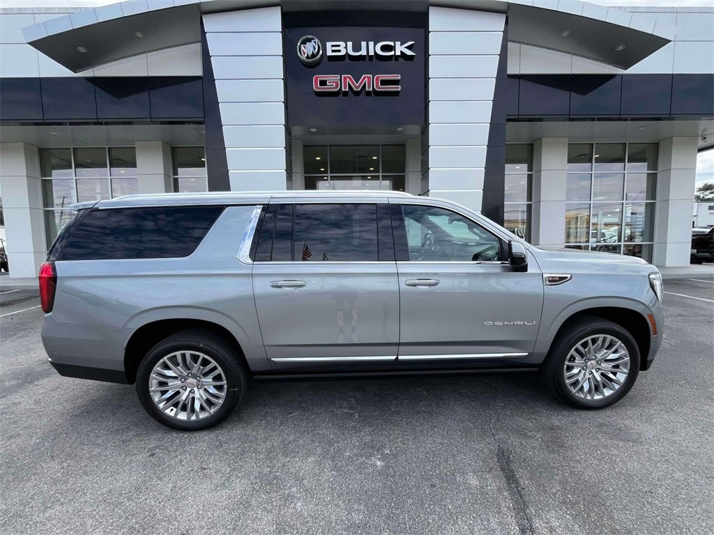 2025 Gmc Yukon XL Denali photo 2