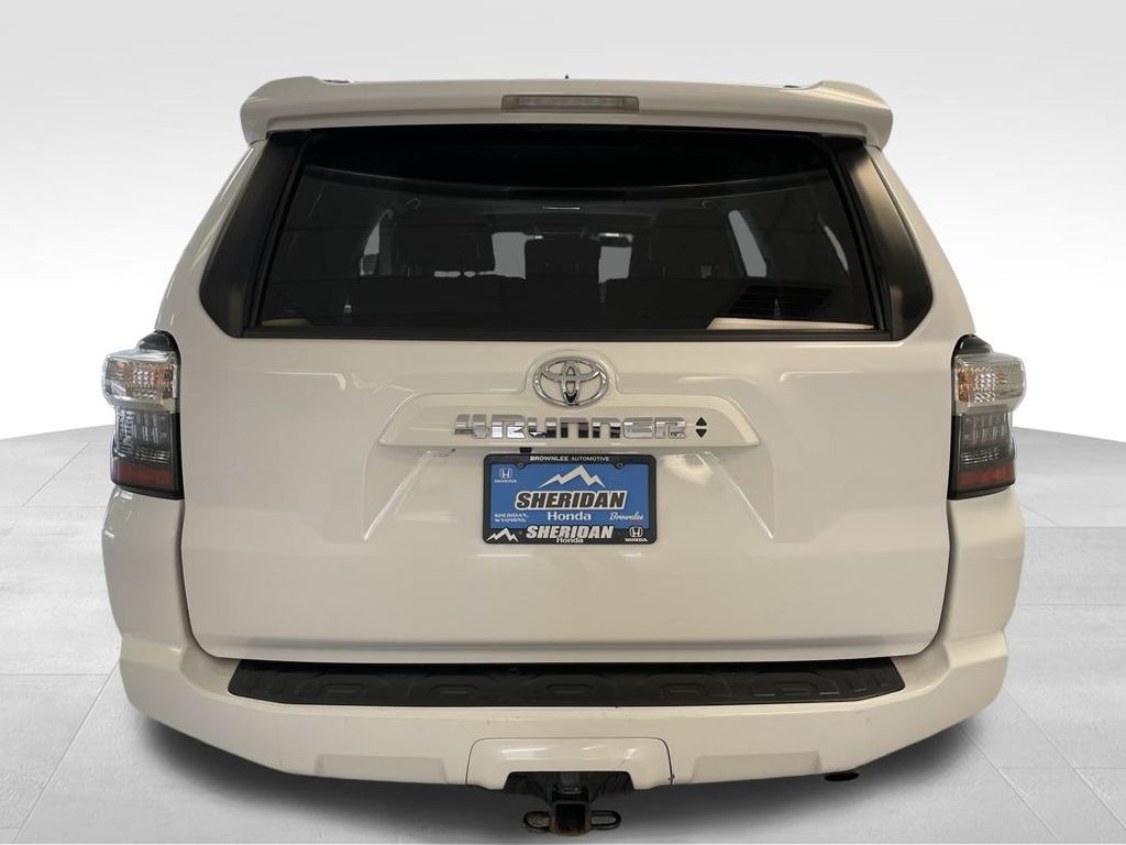 2023 Toyota 4Runner SR5 Premium photo 6