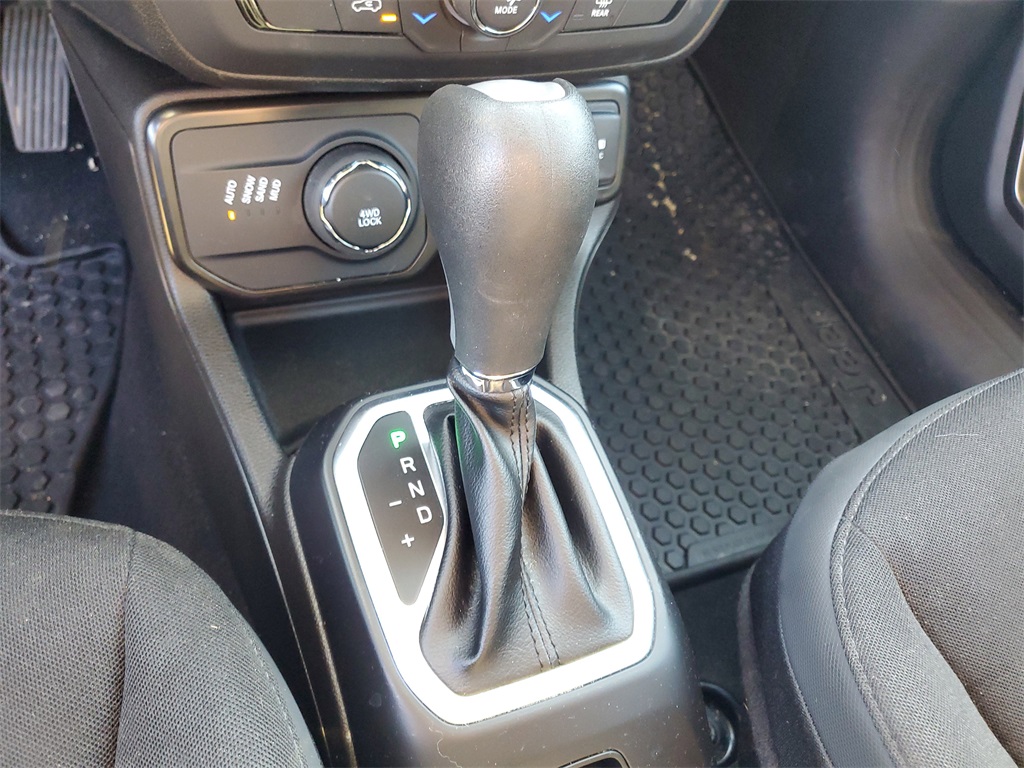 2023 Jeep Renegade Latitude photo 24