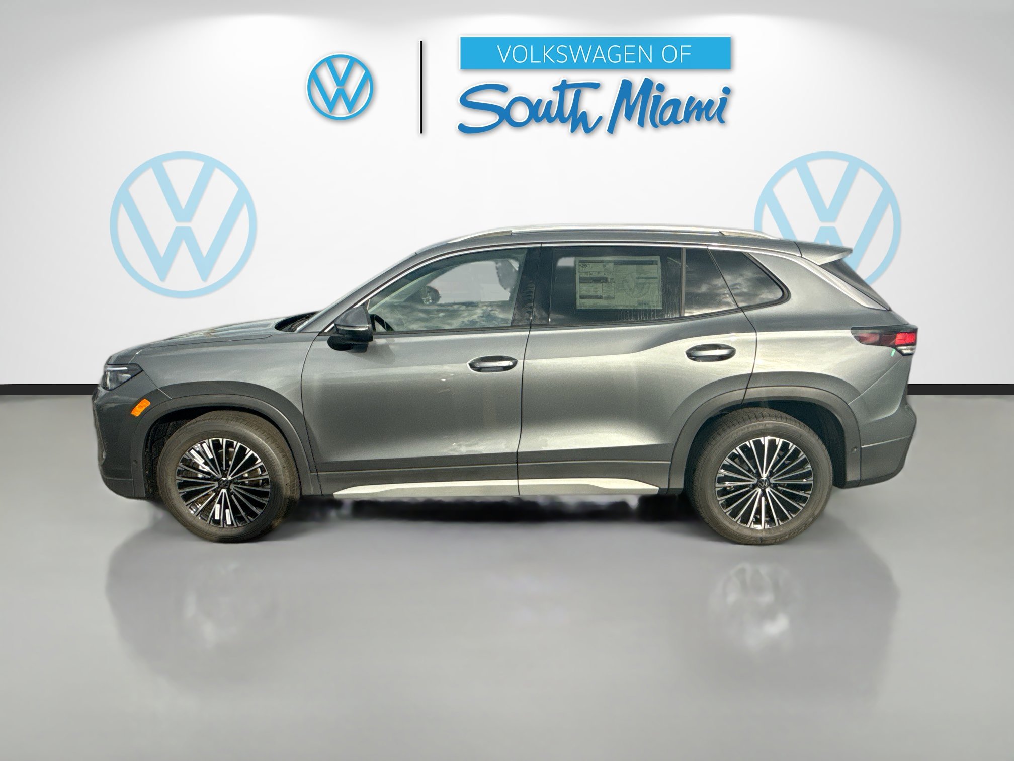 2026 Volkswagen Tiguan S photo 2