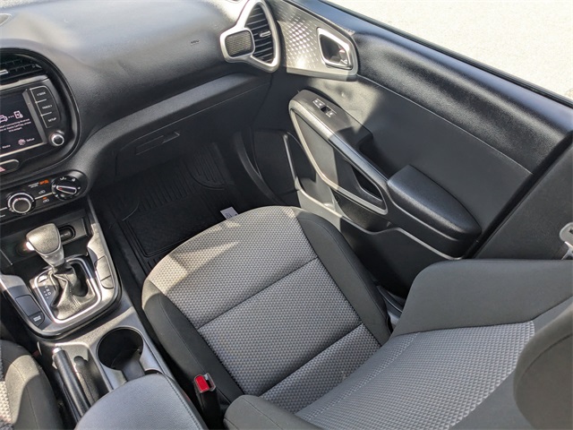 2024 Kia Soul LX photo 15