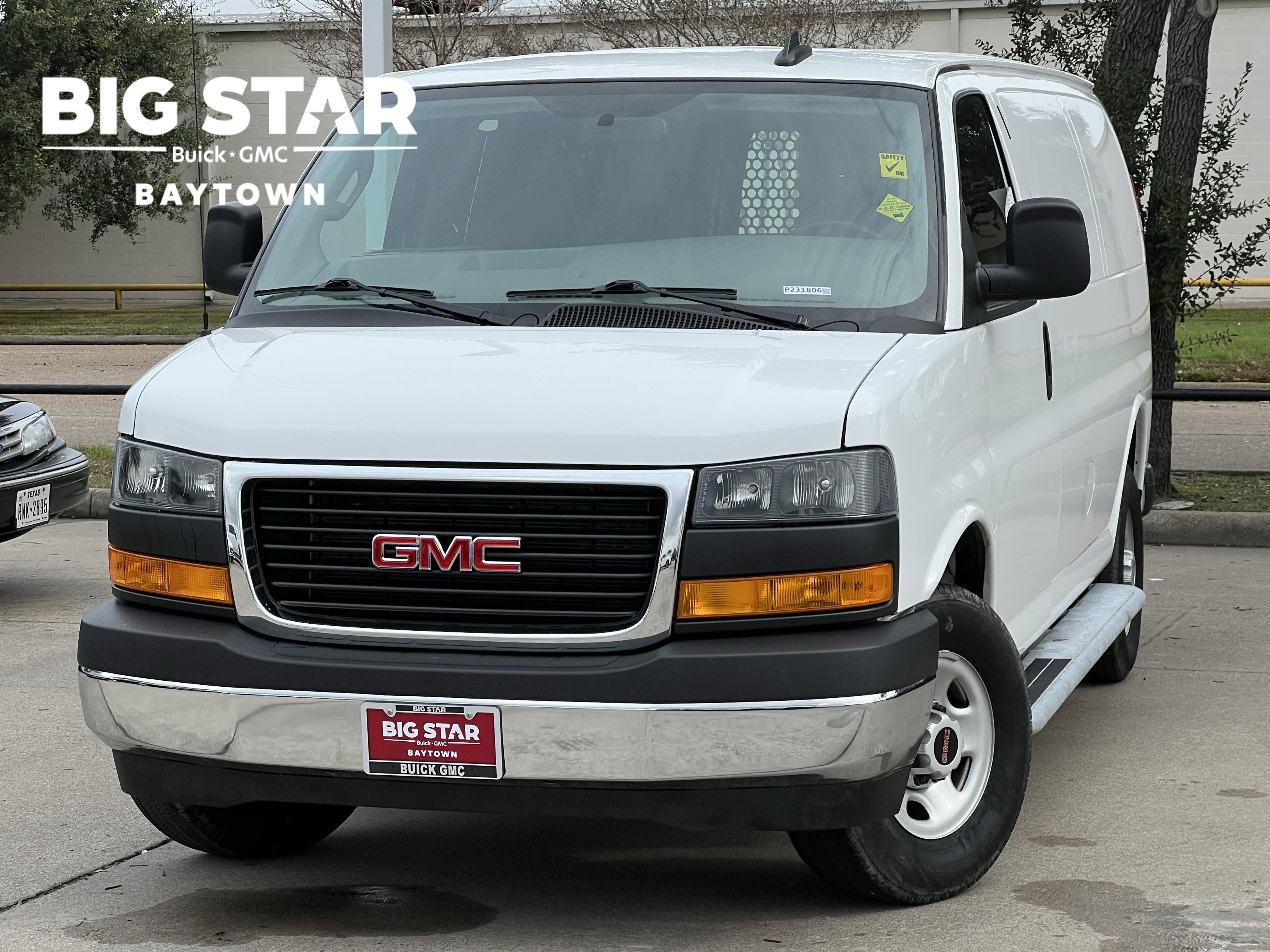 2024 GMC Savana Cargo Work Van's photo