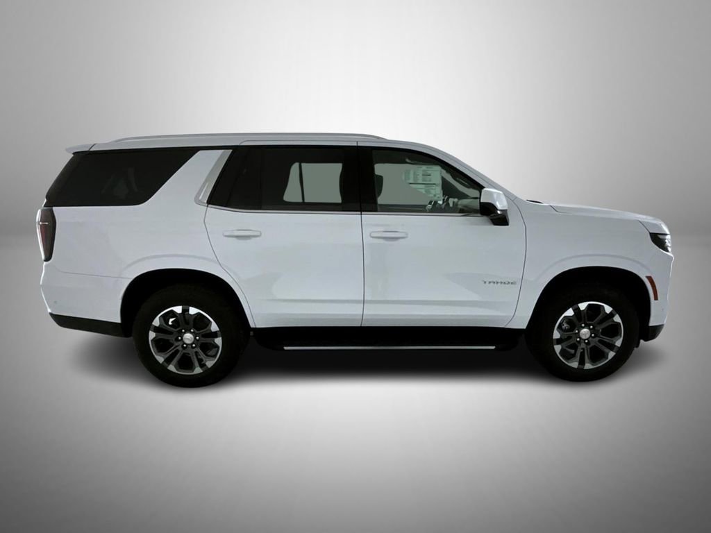 2026 Chevrolet Tahoe LS photo 4