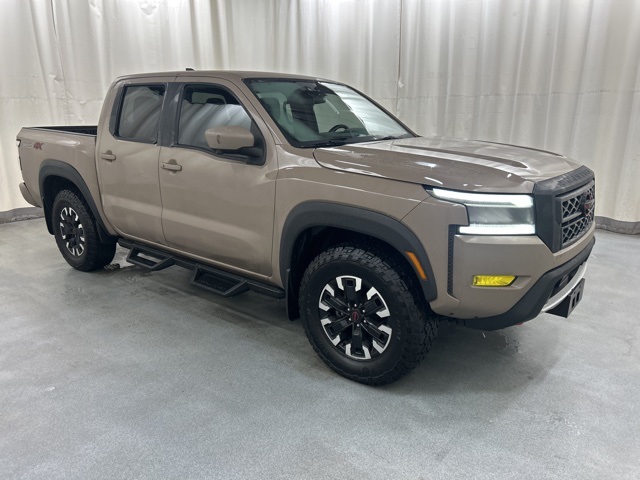 2023 Nissan Frontier PRO-4X's photo