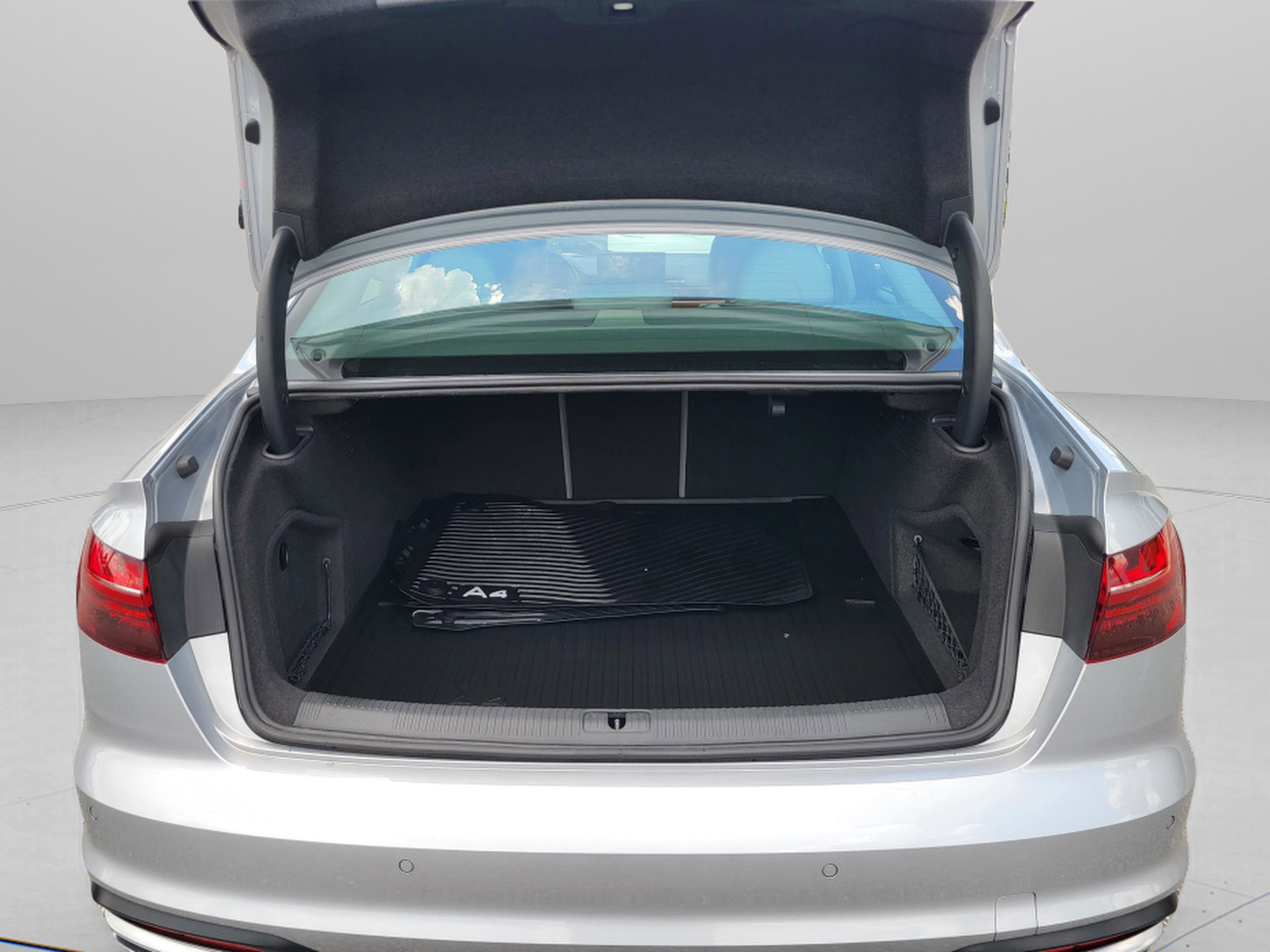 2023 Audi A4 40 Premium photo 21